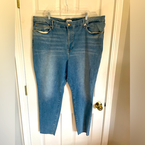 Good American Denim - Good American Good Legs light-medium wash jeans